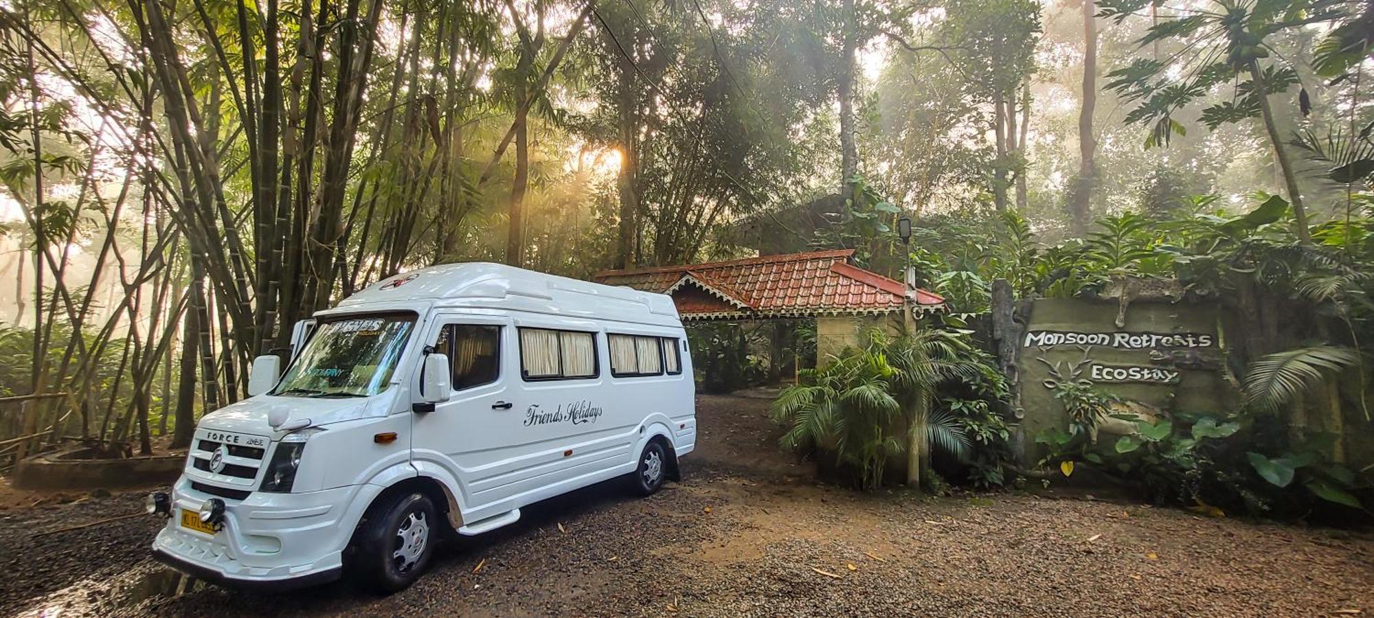 Monsoon Retreats Ecostay- Treehouse Thekkady Exteriör bild