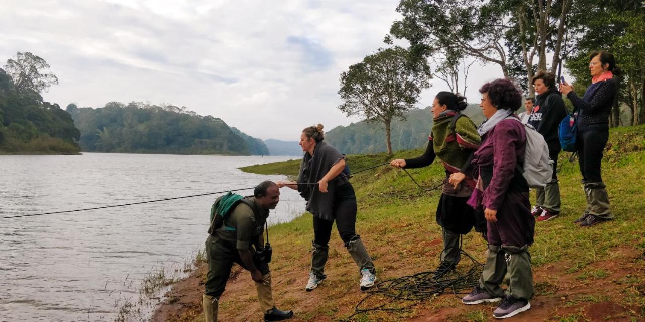 Monsoon Retreats Ecostay- Treehouse Thekkady Exteriör bild